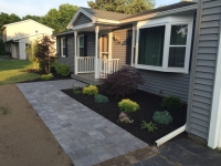 Front Yard Plantings in Fairport